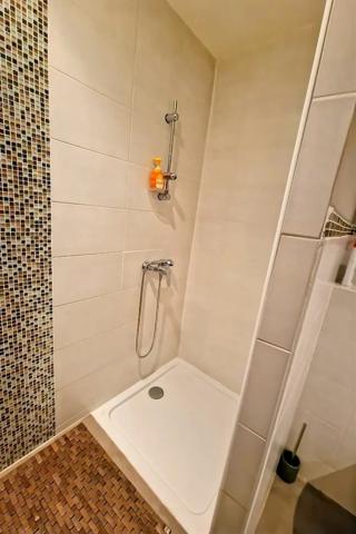 Local/bureau Commerce à louer PIETRANERA (20)