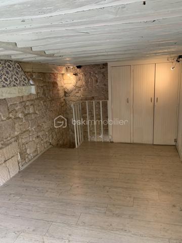 Local d activites de 83,10 m²