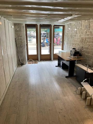 Local d activites de 83,10 m²