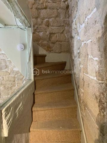 Local d activites de 83,10 m²