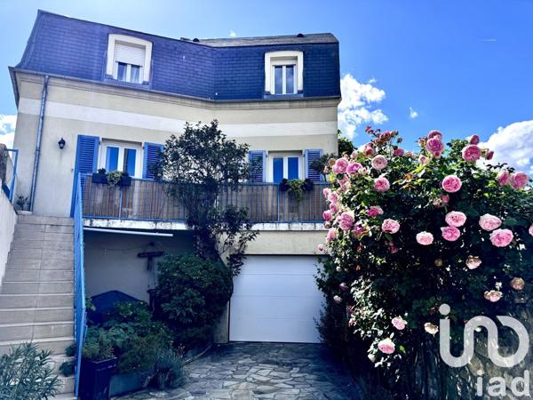 Maison de ville 4 pièces de 131 m² à Mantes-la-Jolie (78200)