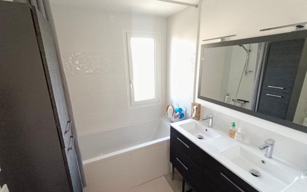 Maison à vendre    5 pièces • 160 m2 Créteil