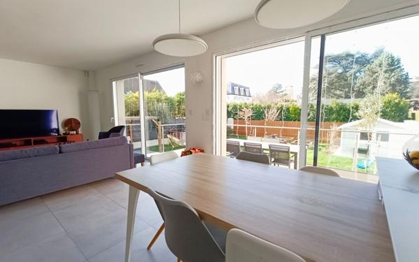 Maison à vendre    5 pièces • 160 m2 Créteil