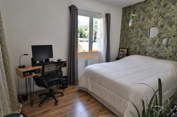 Saint Maximin: maison T5 + studio + dépendance