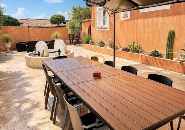 Saint Maximin: maison T5 + studio + dépendance