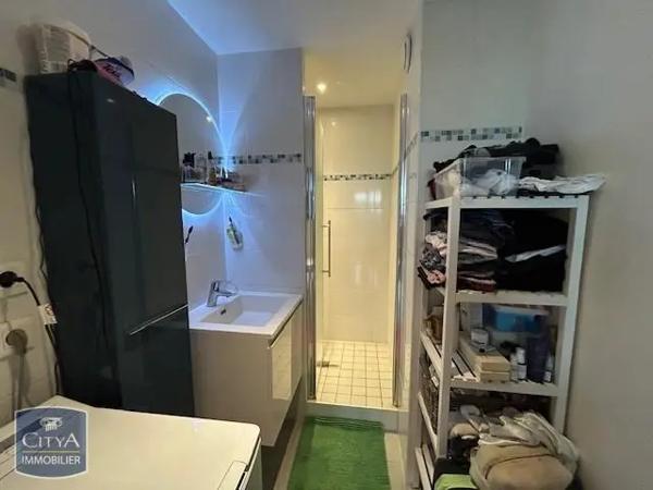 Appartement à louer 2 pièces 59m²