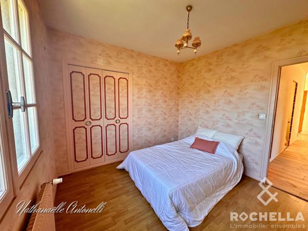 MAISON SUR SOUS-SOL AVEC PISCINE ET JARDIN ARBORÉ