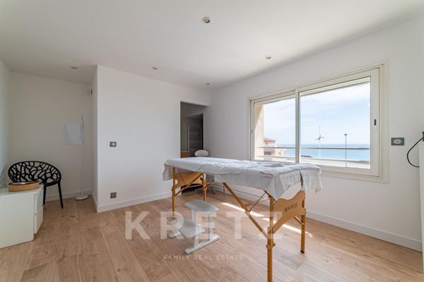 Appartement avec terrasse vue mer