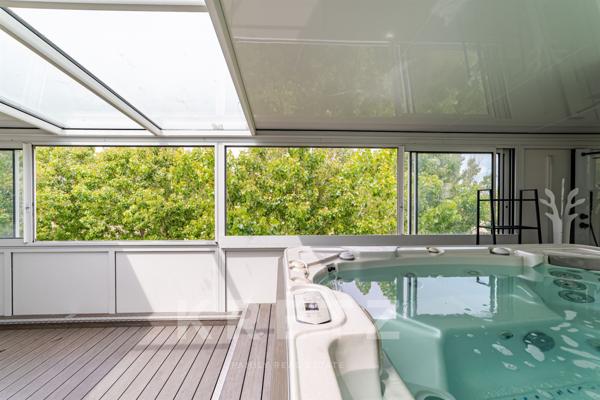 Appartement avec terrasse vue mer