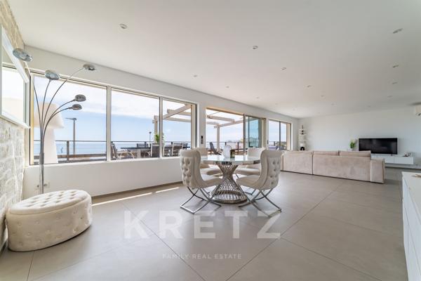 Appartement avec terrasse vue mer