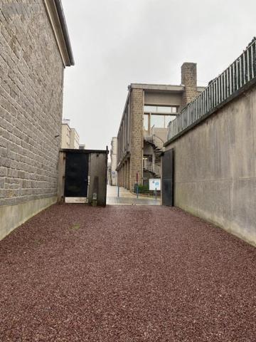 Garage - Parking à vendre à Vire-Normandie dans le Calvados (14500), ref : 14076-5833