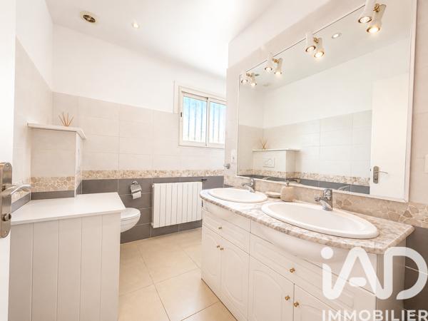 Maison à vendre 6 pièces 149,77 m² Saleilles