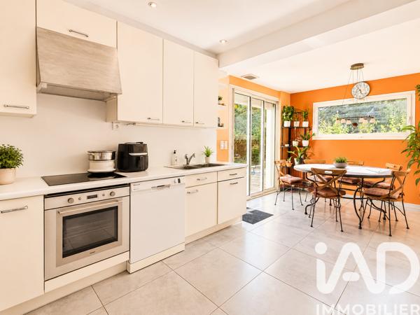 Maison à vendre 6 pièces 149,77 m² Saleilles