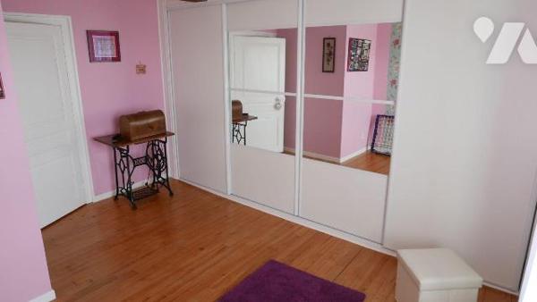 MAISON DE CARACTERE
A VENDRE, proche POIX-TERRON et A 34 à 5 min  (à 10 minutes de la gare de ...