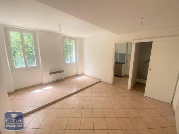 Location appartement Marseille (13000) 1 pièce 24m²
