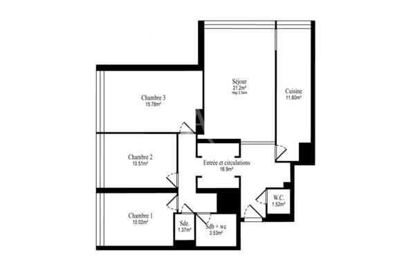 PUTEAUX/ DEFENSE appartement 4 pièces de 92m² avec cave et parking
