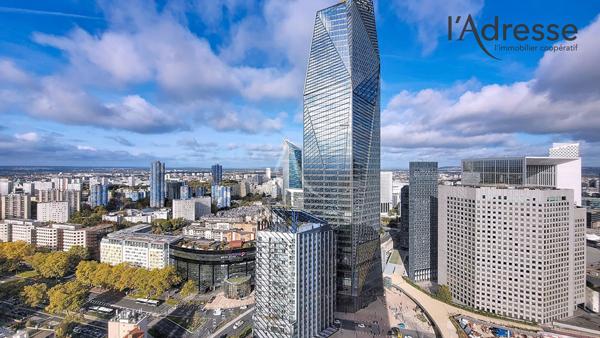 PUTEAUX/ DEFENSE appartement 4 pièces de 92m² avec cave et parking