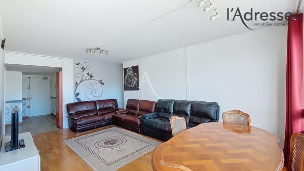 PUTEAUX/ DEFENSE appartement 4 pièces de 92m² avec cave et parking