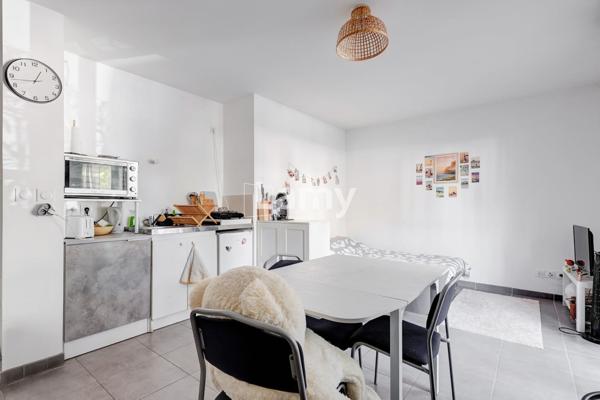 Saint tronc studio avec terrasse, parking et piscine