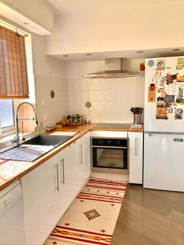 Marseille (13007) VENTE APPARTEMENT/ PARKING 75 M2 TYPE 3 BALCONS VUE MER NOTRE DAME RUE CELINA 13007 MARSEILLE