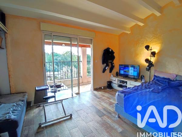 Maison à vendre 8 pièces 187 m² Roquebrune-sur-Argens