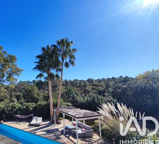 Maison à vendre 8 pièces 187 m² Roquebrune-sur-Argens