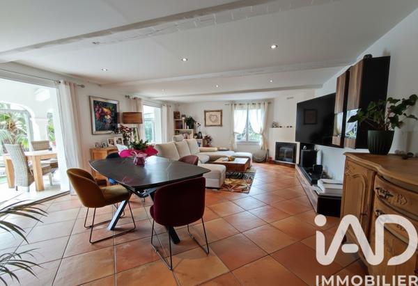 Maison à vendre 8 pièces 187 m² Roquebrune-sur-Argens