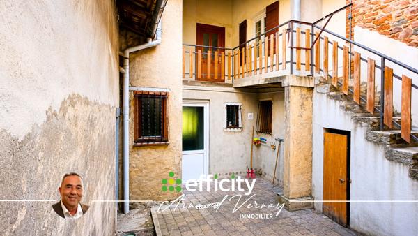 Immeuble
        
        - 240 m² Exclusivité 220 000 € *