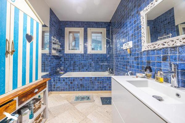 Maison à vendre |  Aigrefeuille-d'Aunis |  7 pièces | 210 m²