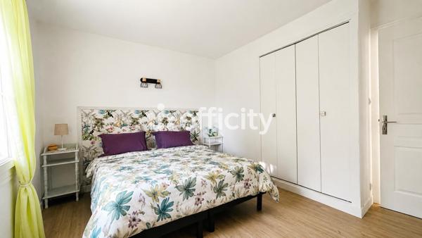 Maison
         4 pièces
        - 108 m² Exclusivité 338 000 € *