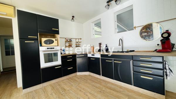 Maison
         4 pièces
        - 108 m² Exclusivité 338 000 € *
