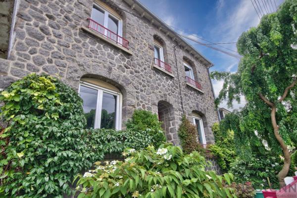 MAISON BOURGEOISE TROIS CHAMBRES SECTEUR ROBIEN PROCHE GARE SNCF