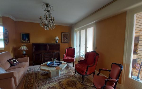 Maison à vendre    5 pièces •  Bayonne