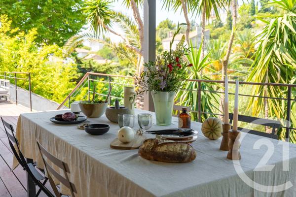 Maison à vendre  5 pièces - 182,28 m2 MARSEILLE - 13007