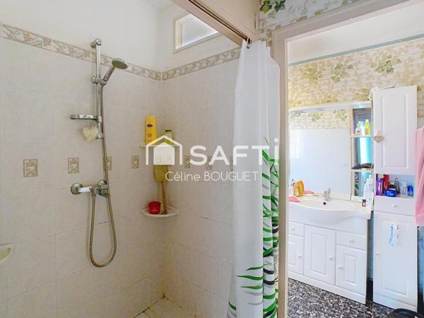 Maison R+1 avec double garage et jardin