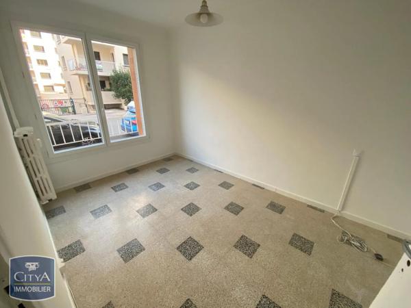 Appartement à louer 3 pièces 52m²