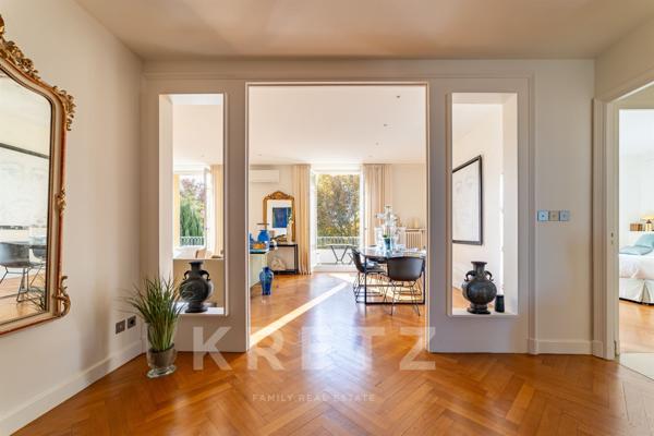 Appartement d’Exception – Résidence Classée, Ascenseur & Parking