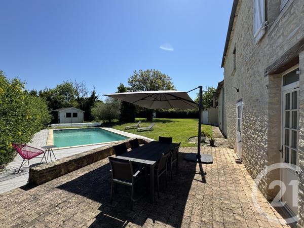 Maison à vendre  5 pièces - 161 m 2   VOUNEUIL SOUS BIARD  - 86