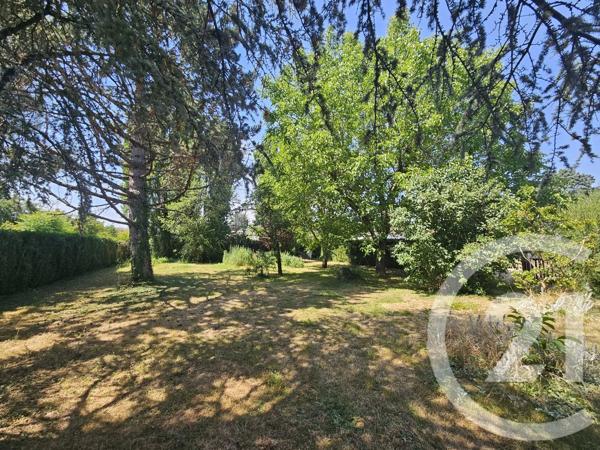 Maison à vendre  5 pièces - 161 m 2   VOUNEUIL SOUS BIARD  - 86