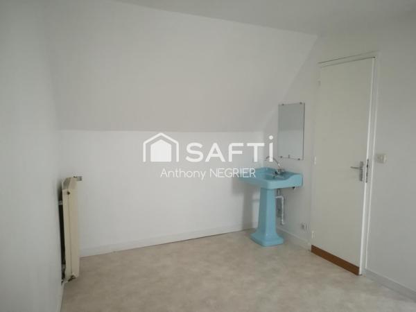 Grande maison avec très gros potentiel