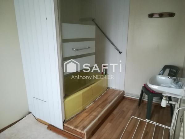 Grande maison avec très gros potentiel