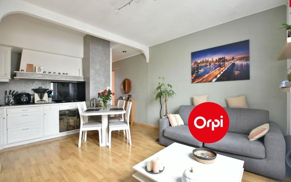 Appartement à vendre    2 pièces • 40 m2 Saint-Priest