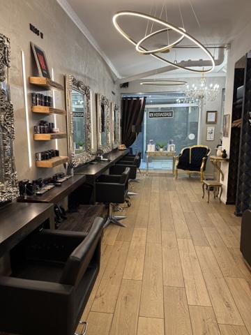 Fonds de commerce Salon de coiffure – Strasbourg Robertsau 60 000 € H.A.I.*