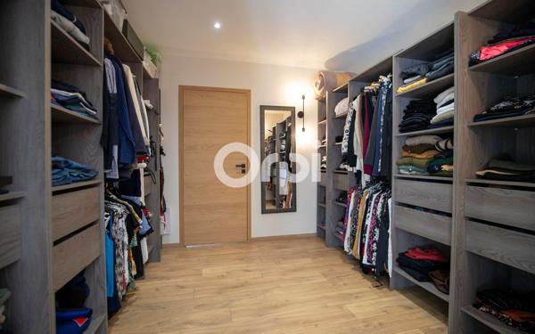 Maison à vendre    8 pièces • 263,74 m2 Condat-sur-Vienne