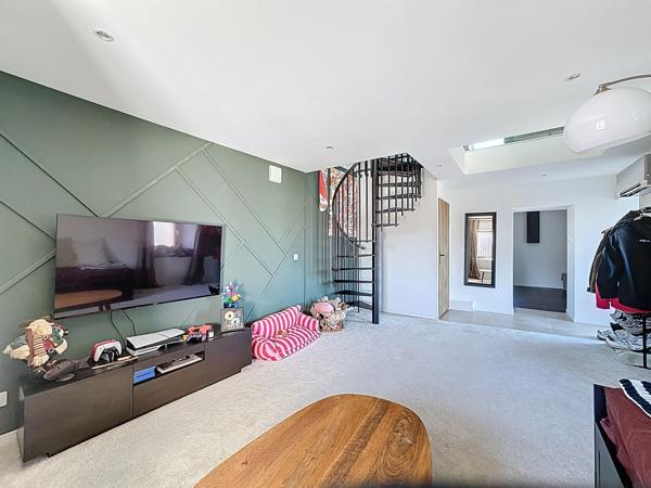 Appartement 2 pièces - 78 m² Exclusivité efficity