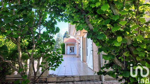 Maison à vendre 8 pièces 196 m² Saint-Chamond