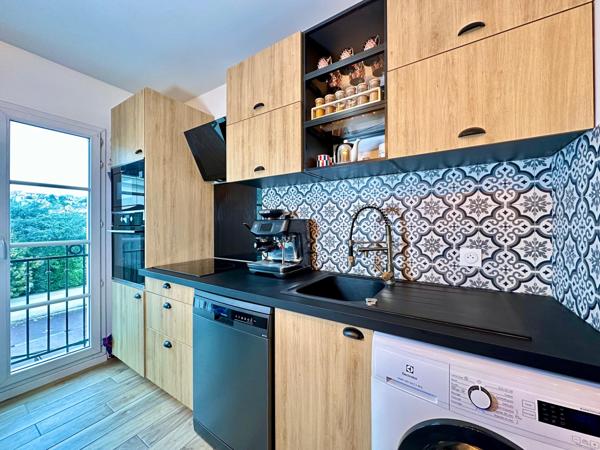 Coeur de ville - 3 pièces de 62m2 refait à neuf - loggia et parking