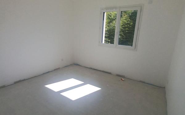 Maison à vendre    4 pièces • 90 m2 L'Albenc