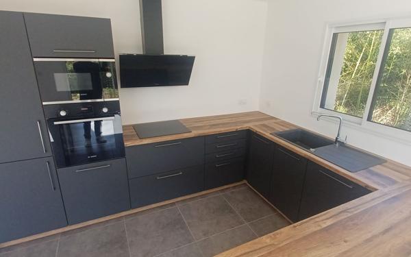 Maison à vendre    4 pièces • 90 m2 L'Albenc