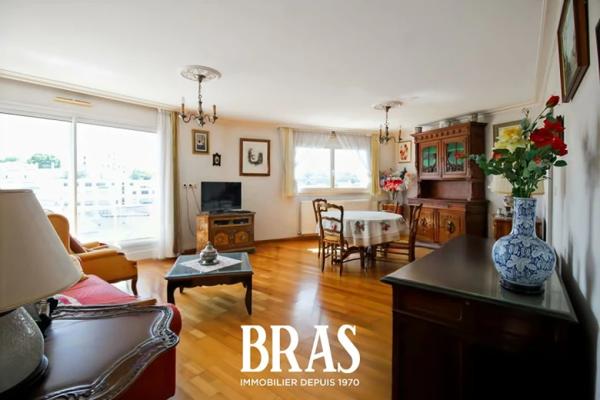 Appartement T4 - 78m² - Vannes Centre Ville